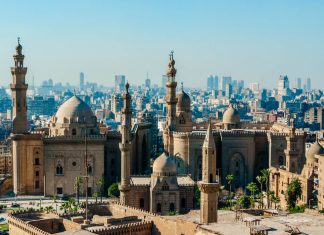 viaje-a-el-cairo-diferente-mezquita-sultan-hassan