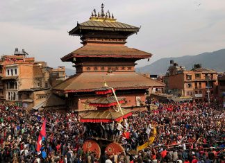 Bisket-jatra-año-nuevo-nepal